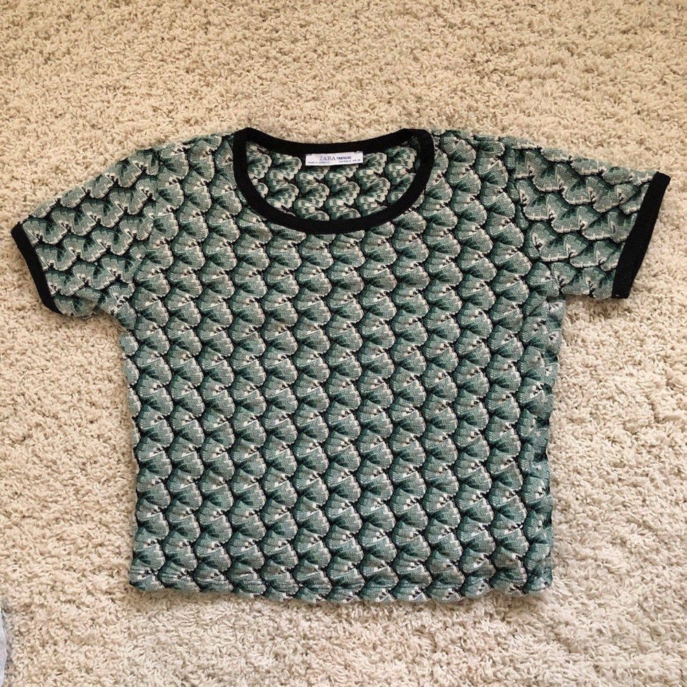 Textured Zara Tee